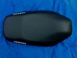 YW50 Zuma 50 BWS BWS50 2003-2011 REPUESTO ALTA CALIDAD NUEVA CUBIERTA DE ASIENTO - Imagen 1 de 4