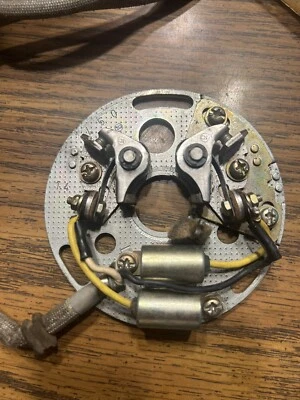 Placa de pontos de disjuntor de contato SUZUKI NOS OEM 33110-45010 1977 1978 GS750/850/1000 - Imagem 1 de 2