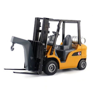 1:25 Forklift Truck Toy Construction Vehicle Diecast Fork Truck Model Boys Toys