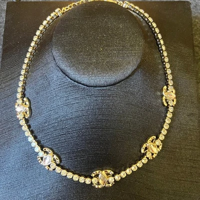 100% Подлинный CHANEL CC логотип и бриллиант ожерелье - Изображение 1 из 4