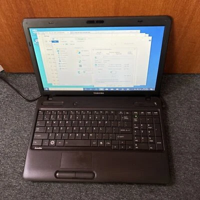 Toshiba Satellite C665 i3-2310M 4gb RAM 300gb HDD DVD *Arrow Keys Not Working - Image 1 of 4