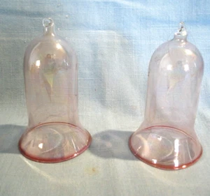 COPPIA VINTAGE~ORNAMENTI A FORMA DI CAMPANA IN VETRO SOFFIATO~ROSA~4" - Foto 1 di 4