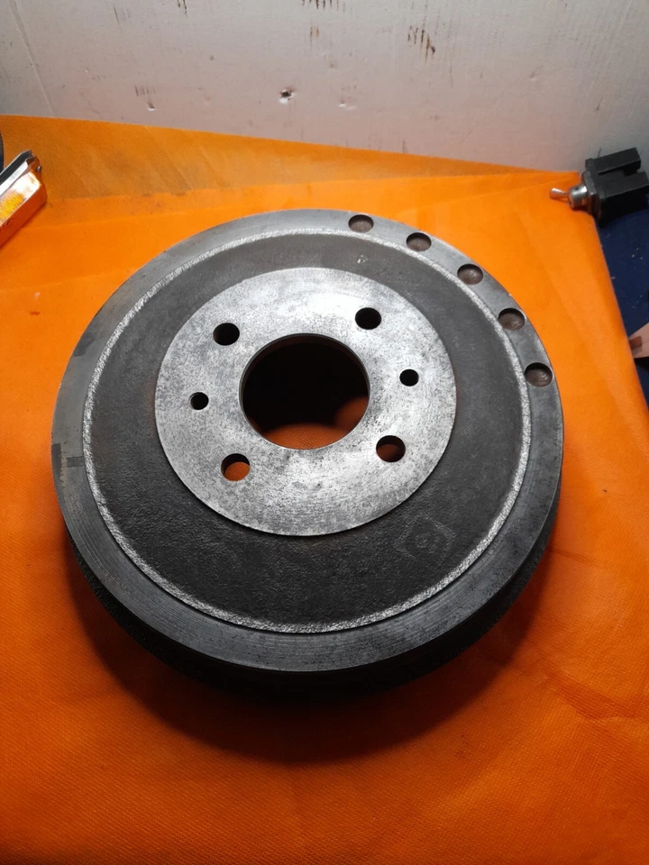 TAMBURO POSTERIOR FIAT 131 RACING ABARTH  - 132 - REGATA ORIGINALI FIAT 5923924  Foto 1 de 4