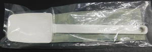 Classic Mix ‘N Scraper #1657 Silicone Head Pampered Chef White New - Picture 1 of 4