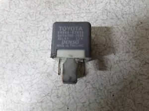 29119 A4D 2005-2008 TOYOTA COROLLA VERSO 2.0 D4D MULTI USE RELAY - Picture 1 of 3