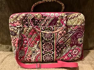 Vera Bradley Paisley In pink Large Laptop Case Quilted Sleeve Zipper Top 17” - Picture 1 of 4