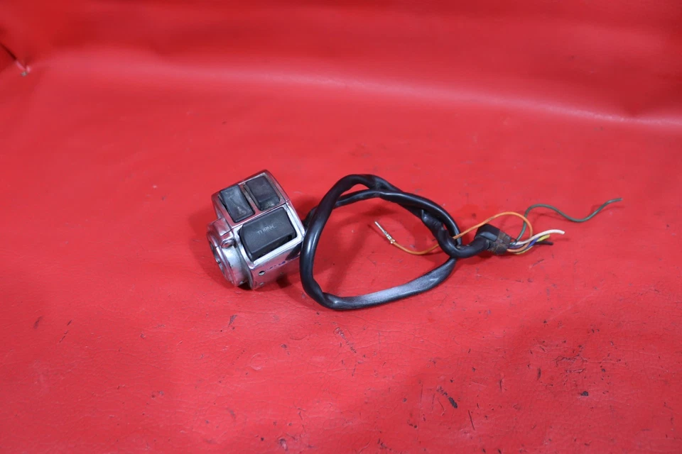 1987 HARLEY-DAVIDSON SPORTSTER 1100 XLH1100 LEFT HANDLEBAR BAR TURN HI/LO SWITCH - Image 1 of 4