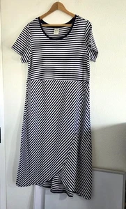 Maxi abito donna Blair blu e bianco a righe manica corta girocollo linea A grande - Foto 1 di 6