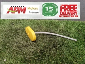 TAPA BOTELLA LAVADORA RENAULT SCENIC 2 MODELO 2008 - Imagen 1 de 4