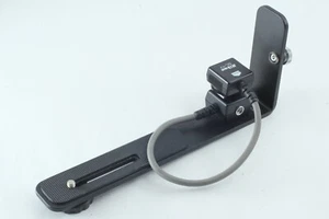 【 Mint 】Nikon Speedlight SC-17 Remote Flash Cord with Bracket from Japan #60 - Picture 1 of 8