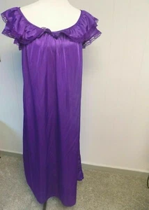 Vtg Lingerie Gown Long Purple Average M Lady Cameo Colesce Lace Trim Made in USA - Picture 1 of 8