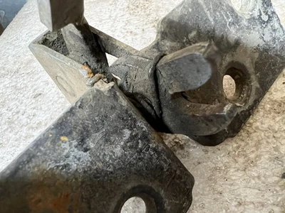 Chevy GMC Carryall 1960 1966 camión con panel suburbano pestillo de puerta de granero C10 K10 Apache Foto 1 de 4