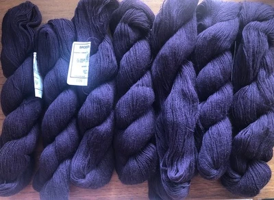 7 HKS VINTAGE DMC BRODER MEDICIS VIRGIN WOOL Yarn Purple #8124 - Image 1 of 4