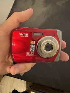 Vivitar V8426 All Weather Camera 8.0 Megapixels HD Waterproof 8x Digital Zoom - Picture 1 of 4