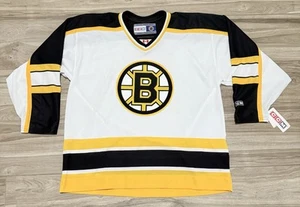 Größe XL - Neu mit Etikett Vintage Boston Bruins 4. Generation CCM Replica weißer Pooh Bär - Bild 1 von 11