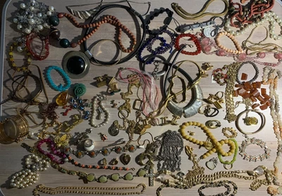 Modeschmuck Konvolut | Bastler Lot Sammlung Schrott defekt F - Bild 1 von 4