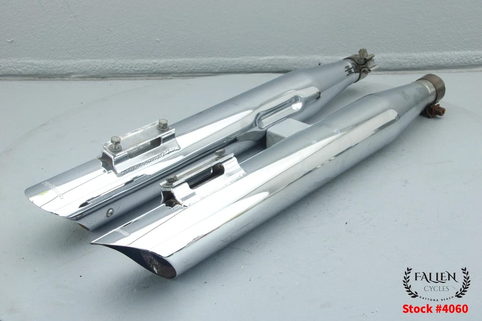2006 Harley Street Glide PYTHON SLIP ON Exhaust Muffler Pipe Set CHROME #4060 - Image 1 of 4