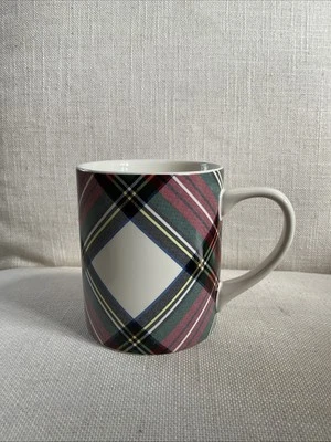 NUEVA Taza de Gres Pottery Barn Christmas Stewart a Cuadros-Blanco Foto 1 de 4