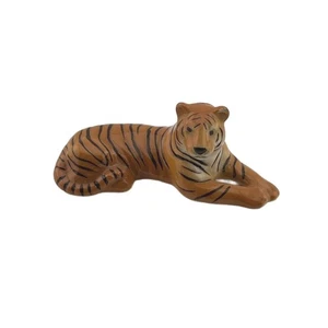 Hagen Renaker Vintage Miniature Retired Figurine Tiger *Ear Chip* - Picture 1 of 5