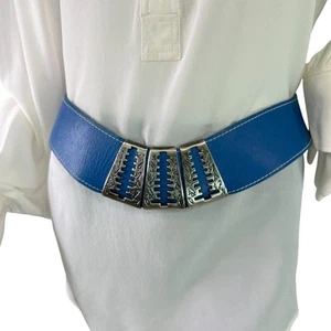 Cintura vintage anni 80 in pelle blu larga con dettagli in metallo taglia M/L - Foto 1 di 10