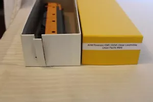 HO Scale Rivarossi, E8/9A Diesel Locomotive, Union Pacific, Yellow, #926 Built - Picture 1 of 6