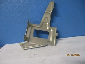 Halterung Navi Navigationshalter Audi S4 A4 B5 VW Passat 3BG 4B0919896(H157) - Picture 1 of 5