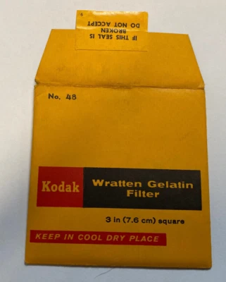 KODAK WRATTEN GELATIN FILTER NO. 48 3" /7.6cm Square opened - Image 1 of 2