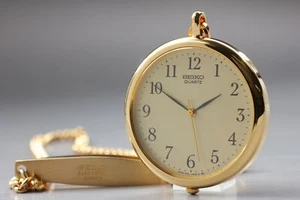 Vintage 1987 Seiko Pocket Watch 2C21-0140 Gold Open Face 35mm Quartz Mens JDM - Picture 1 of 12