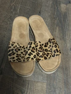 Sandalias para mujer Yokono Tava pelo de becerro leopardo plataforma baja talla 7,5 - Imagen 1 de 10