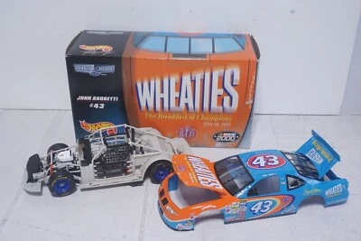 JOHN ANDRETTI #43 WHEATIES Hot Wheels 1/24 Nascar 2000 Diecast Crew’s Choice 111 - Image 1 of 4