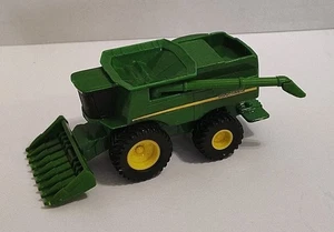 ERTL John Deere Plastic & Metal Combine w/ Moveable Corn Head 5" Long Green 1/64 - Picture 1 of 8