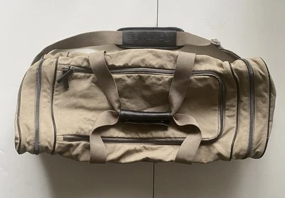 "Bolso de viaje de lona tostada de fin de semana Calvin Klein 22""" Foto 1 de 4