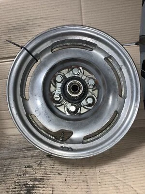 rueda trasera yamaha vmax 1200 1998 Foto 1 de 4