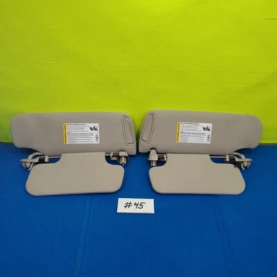 Оригинальные внутренние солнцезащитные козырьки 00-02 GMC Yukon Tahoe Suburban (пара слева/справа) нейтральные - Изображение 1 из 4