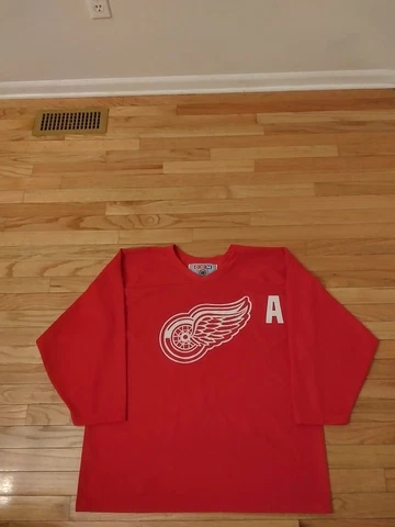 Brendan Shanahan Detroit Red Wings NHL Vintage CCM Practice Jersey Men's Size L Cover