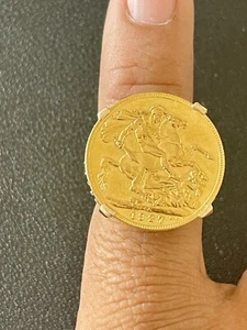 14kt Yellow Gold, 1927 Gold Sovereign Coin Ring. Size 5.75 (F138) - Picture 1 of 9