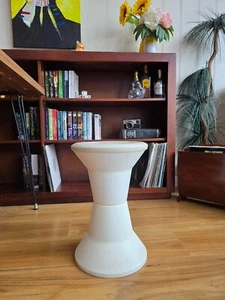 Caroma Plastic Fantastic Stool Seat Cream Beige Arcade Game Chair -Gosford - Picture 1 of 5