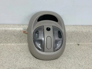 01-05 Chrysler PT Cruiser techo consola superior domo mapa luces lámpara beige OEM - Imagen 1 de 3