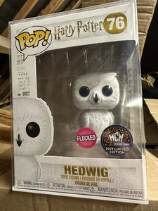 Harry Potter Funko Pop #76 Flocked Hedwig MCM Comic-Con 2019 Exclusive - Bild 1 von 6