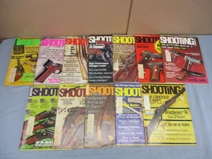 Lot of 12 Vintage 1970's SHOOTING TIMES Firearm Gun Hunting Magazines Guides - Bild 1 von 14