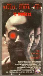 VHS - MCA/Universal - ""12 Affen"" (1995) - Bild 1 von 3