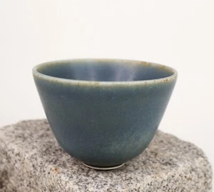 BLUE CERAMIC BOWL - GUNNAR NYLUND - RÖRSTRAND  - SCANDINAVIAN MODERN - Picture 1 of 7