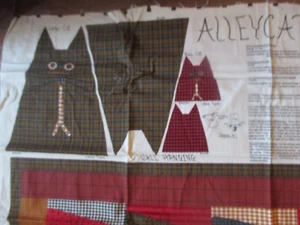 APPENDIABITI/CUSCINO/QUATTRO TAGLIE VINTAGE PER GATTI - 1990 - Foto 1 di 3