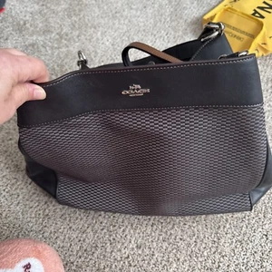 coach purse - Picture 1 of 5