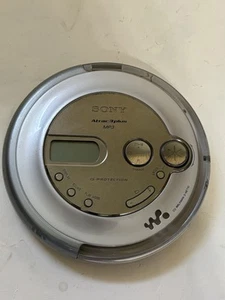 SONY Walkman Model D-NE710 Atrac3 Plus Portable CD MP3 Player Tested - Picture 1 of 3