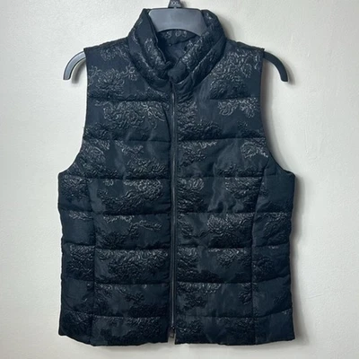 NWT Chico’s black floral metallic jacquard print puffer vest - Image 1 of 4