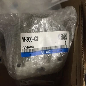 ONE NEW SMC manual valve VH300-03 Free shipping - Picture 1 of 5