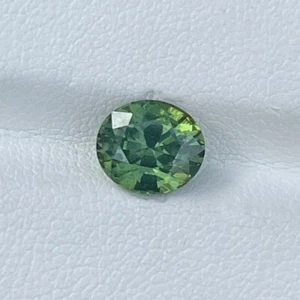 Natural Green Zircon 2.75 Cts Oval Cut Loose Gemstone - Picture 1 of 7