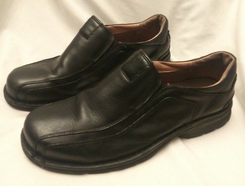 Mocassini Clarks neri taglia 10 1 2 larghezza media stile #78860 usati