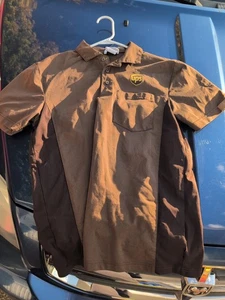 UPS Wear Guard Uniform Poloshirt Herren klein braun Patch Logo Fahrer Arbeitskleidung - Bild 1 von 5